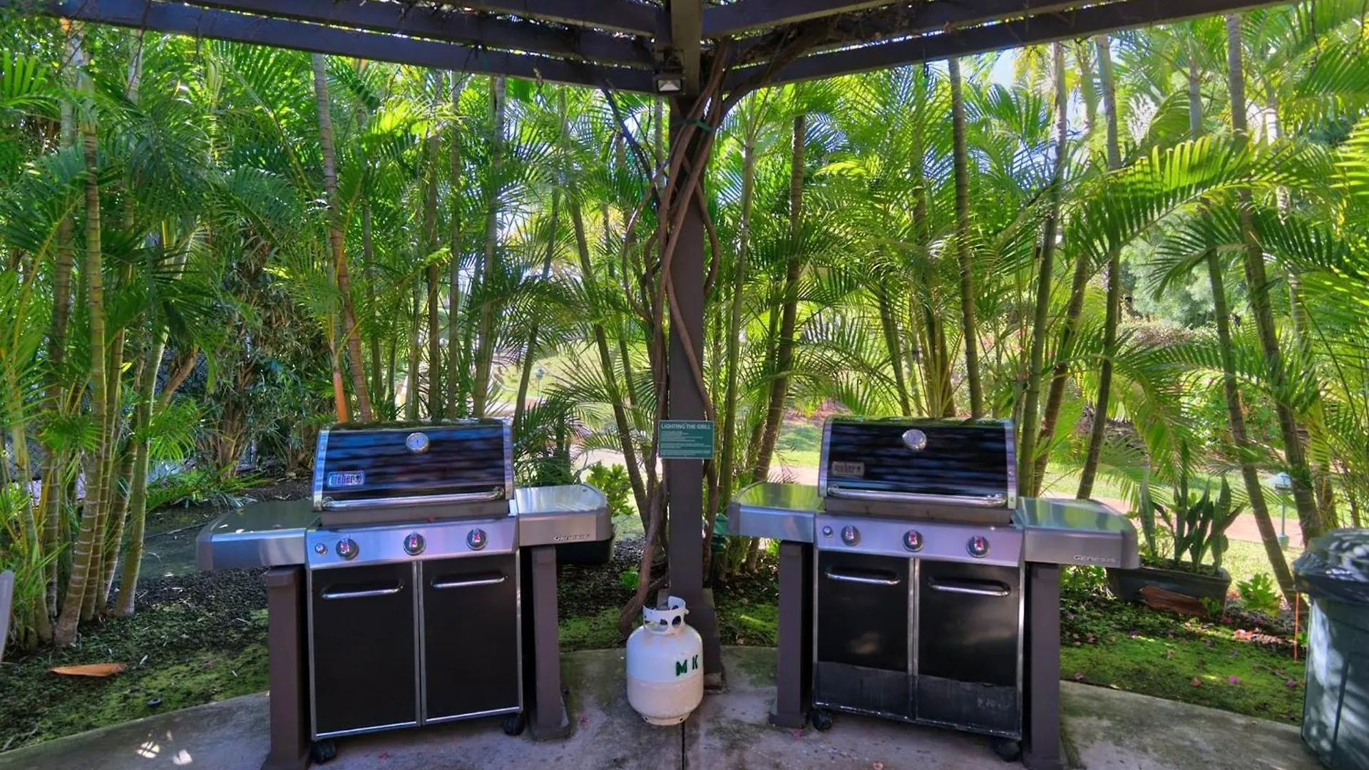 Maui Kamaole By Coldwell Banker Island Vacations Apartment Wailea  United States