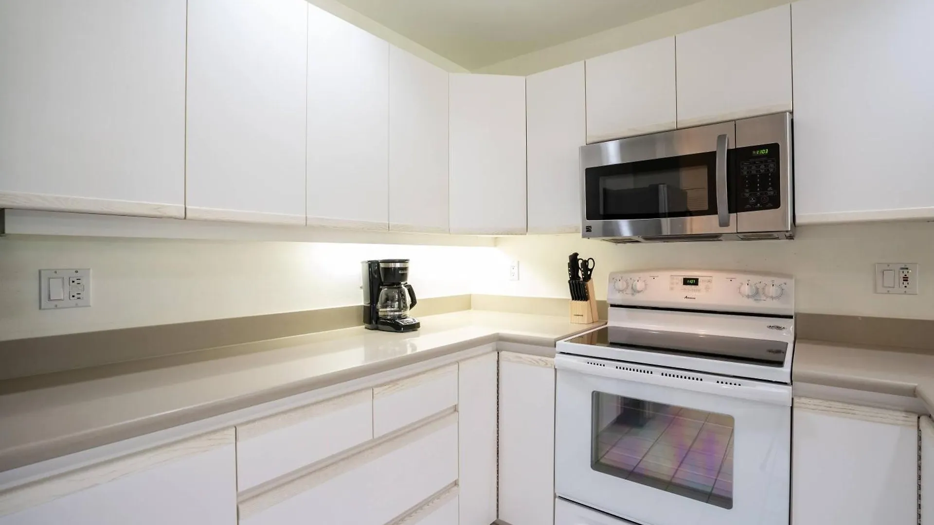 Maui Kamaole By Coldwell Banker Island Vacations Apartment Wailea  United States
