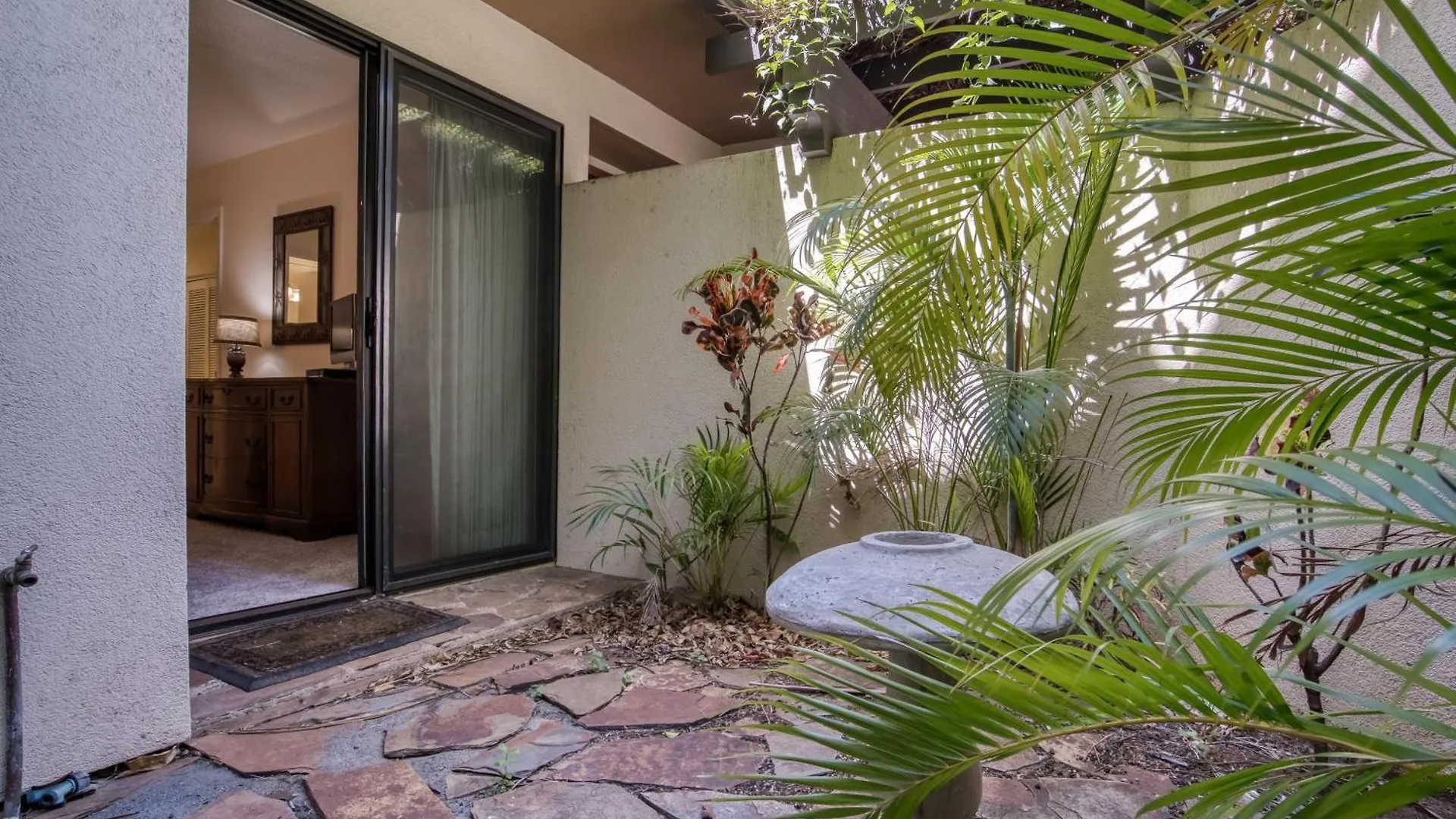 Maui Kamaole By Coldwell Banker Island Vacations Apartment Wailea